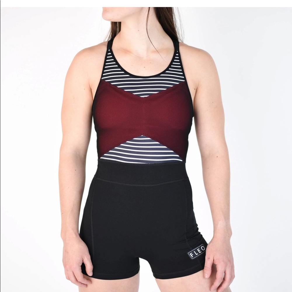 🚫SOLD🚫Fleo Singlet Red + Stripes Size Small